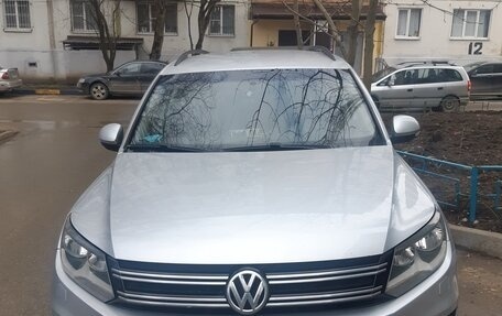 Volkswagen Tiguan I, 2012 год, 830 000 рублей, 1 фотография
