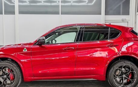 Alfa Romeo Stelvio, 2025 год, 13 200 000 рублей, 3 фотография