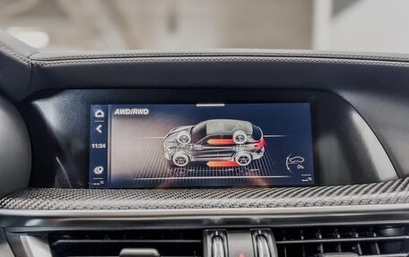 Alfa Romeo Stelvio, 2025 год, 13 200 000 рублей, 27 фотография