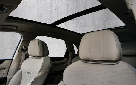 Bentley Bentayga I, 2025 год, 36 500 000 рублей, 11 фотография