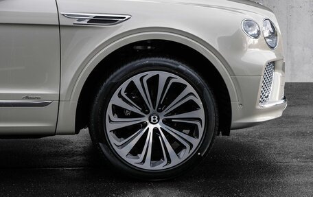 Bentley Bentayga I, 2025 год, 36 500 000 рублей, 9 фотография