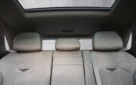 Bentley Bentayga I, 2025 год, 36 500 000 рублей, 19 фотография