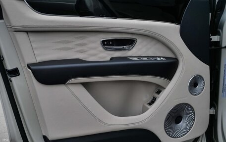 Bentley Bentayga I, 2025 год, 36 500 000 рублей, 20 фотография