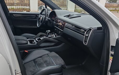 Porsche Cayenne III, 2020 год, 13 000 000 рублей, 19 фотография