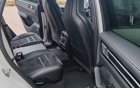 Porsche Cayenne III, 2020 год, 13 000 000 рублей, 18 фотография