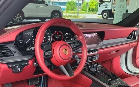 Porsche 911, 2024 год, 18 300 000 рублей, 6 фотография