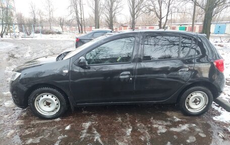 Renault Sandero II рестайлинг, 2021 год, 1 250 000 рублей, 2 фотография
