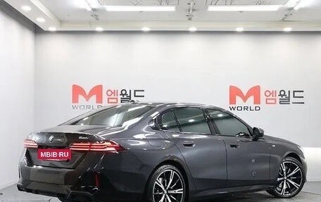 BMW 5 серия, 2024 год, 8 030 000 рублей, 4 фотография