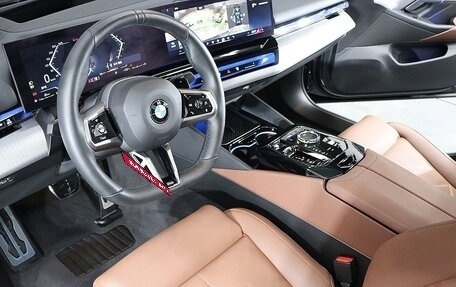 BMW 5 серия, 2024 год, 8 030 000 рублей, 16 фотография