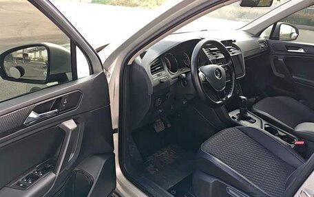 Volkswagen Tiguan II, 2021 год, 1 510 000 рублей, 5 фотография