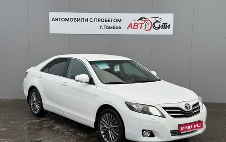 Toyota Camry, 2011 год, 1 100 000 рублей, 1 фотография