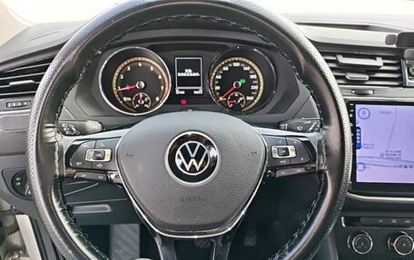 Volkswagen Tiguan II, 2021 год, 1 510 000 рублей, 7 фотография