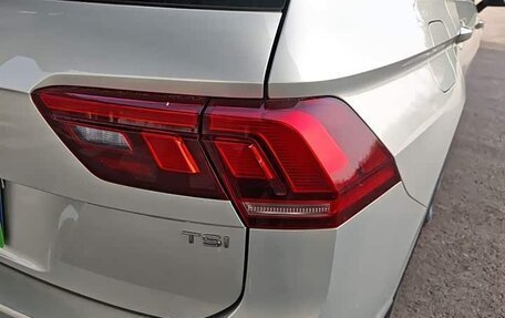 Volkswagen Tiguan II, 2021 год, 1 510 000 рублей, 14 фотография