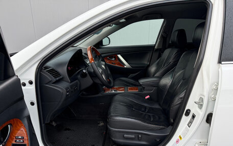 Toyota Camry, 2011 год, 1 100 000 рублей, 10 фотография