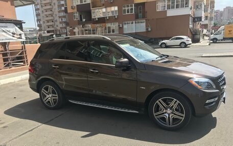 Mercedes-Benz M-Класс, 2012 год, 2 950 000 рублей, 4 фотография