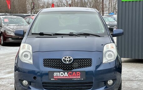 Toyota Yaris III рестайлинг, 2008 год, 589 000 рублей, 2 фотография