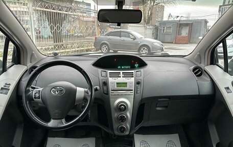 Toyota Yaris III рестайлинг, 2008 год, 589 000 рублей, 10 фотография
