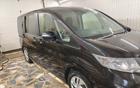 Honda Stepwgn IV, 2016 год, 1 770 000 рублей, 4 фотография