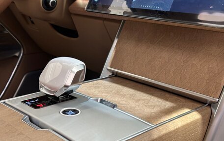 Land Rover Range Rover IV рестайлинг, 2025 год, 38 500 000 рублей, 25 фотография