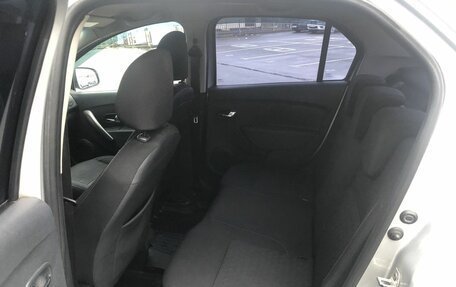 Renault Logan II, 2016 год, 669 000 рублей, 11 фотография