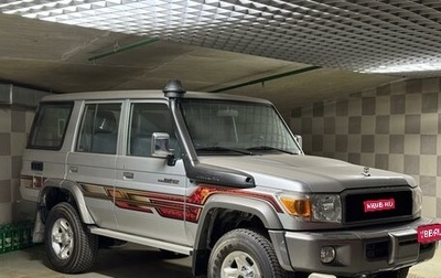 Toyota Land Cruiser 70, 2016 год, 9 300 000 рублей, 1 фотография