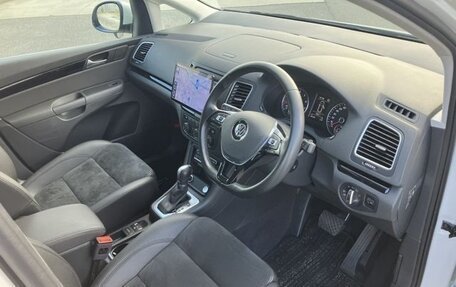 Volkswagen Sharan II, 2022 год, 2 100 000 рублей, 5 фотография