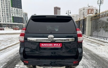 Toyota Land Cruiser Prado 150 рестайлинг 2, 2016 год, 4 950 000 рублей, 5 фотография