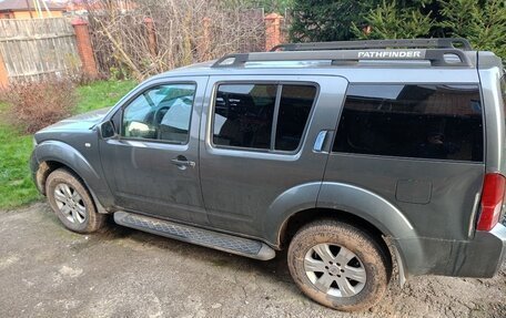 Nissan Pathfinder, 2006 год, 700 000 рублей, 2 фотография