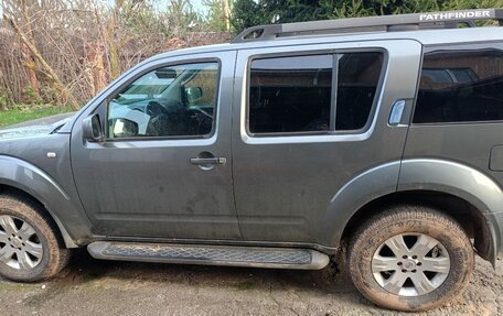 Nissan Pathfinder, 2006 год, 700 000 рублей, 13 фотография