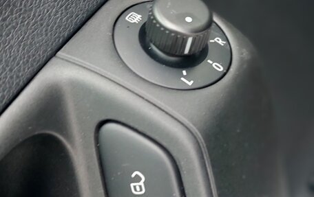 Volkswagen Polo VI (EU Market), 2018 год, 1 030 000 рублей, 13 фотография