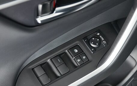 Toyota RAV4, 2025 год, 4 299 000 рублей, 11 фотография