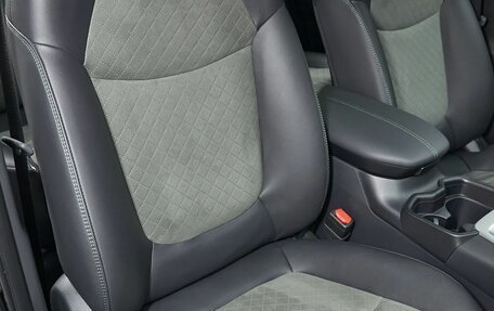 Toyota RAV4, 2025 год, 4 299 000 рублей, 18 фотография