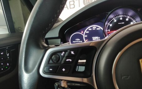 Porsche Cayenne III, 2018 год, 5 499 000 рублей, 7 фотография