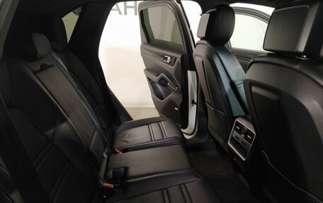 Porsche Cayenne III, 2018 год, 5 499 000 рублей, 27 фотография