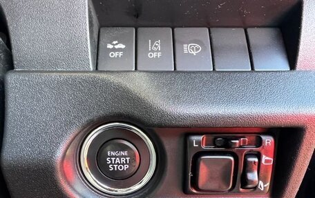 Suzuki Jimny, 2022 год, 1 220 000 рублей, 33 фотография