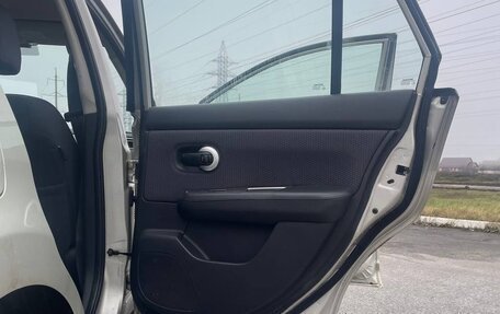 Nissan Tiida, 2008 год, 595 000 рублей, 11 фотография