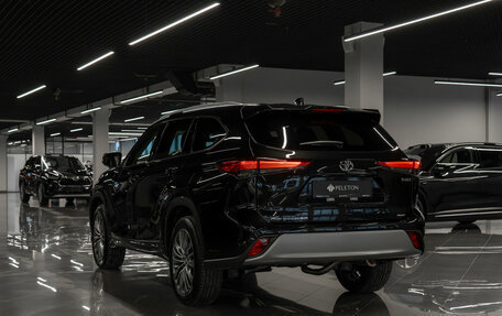 Toyota Highlander, 2025 год, 5 800 000 рублей, 4 фотография