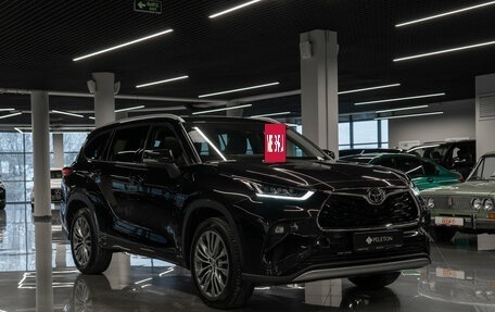 Toyota Highlander, 2025 год, 5 800 000 рублей, 2 фотография