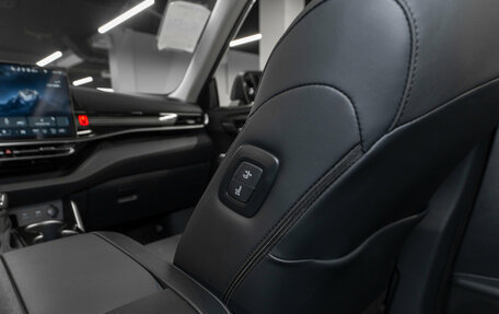 Toyota Highlander, 2025 год, 5 800 000 рублей, 17 фотография