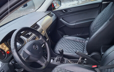 Skoda Rapid I, 2015 год, 495 000 рублей, 14 фотография