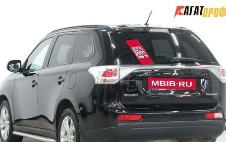 Mitsubishi Outlander III рестайлинг 3, 2012 год, 1 170 000 рублей, 2 фотография