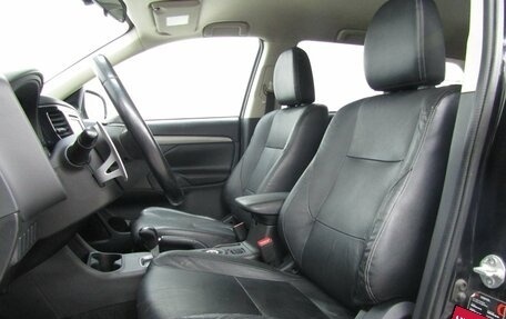 Mitsubishi Outlander III рестайлинг 3, 2012 год, 1 170 000 рублей, 10 фотография