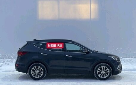 Hyundai Santa Fe III рестайлинг, 2017 год, 2 770 000 рублей, 4 фотография