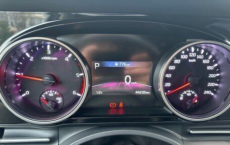 KIA Carnival, 2022 год, 4 650 000 рублей, 5 фотография