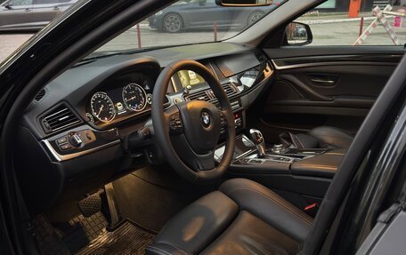 BMW 5 серия, 2015 год, 2 100 000 рублей, 3 фотография