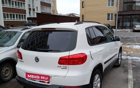 Volkswagen Tiguan I, 2011 год, 890 000 рублей, 2 фотография