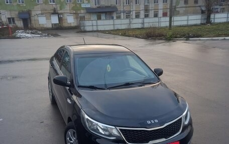 KIA Rio III рестайлинг, 2017 год, 900 000 рублей, 3 фотография