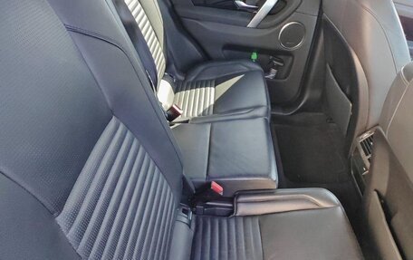 Land Rover Discovery Sport I рестайлинг, 2019 год, 3 700 000 рублей, 24 фотография