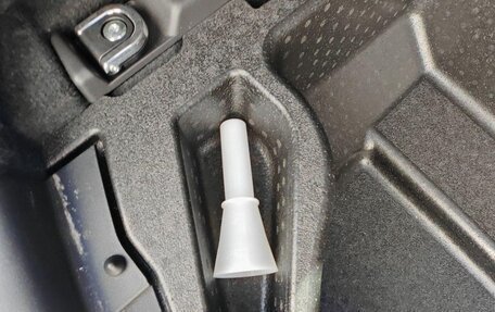 Land Rover Discovery Sport I рестайлинг, 2019 год, 3 700 000 рублей, 35 фотография