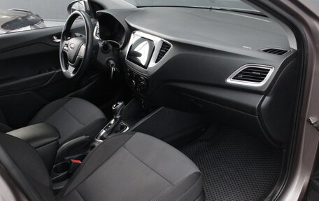 Hyundai Solaris II рестайлинг, 2021 год, 1 740 000 рублей, 5 фотография